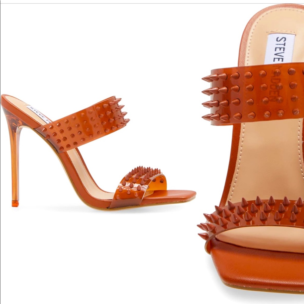NWOT STEVE MADDEN “LUNA” SLIDE HEELED SANDALS